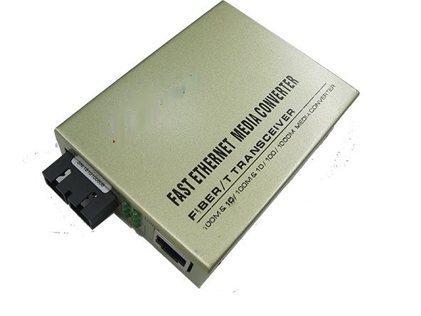 10/100M Media Converter — view 3
