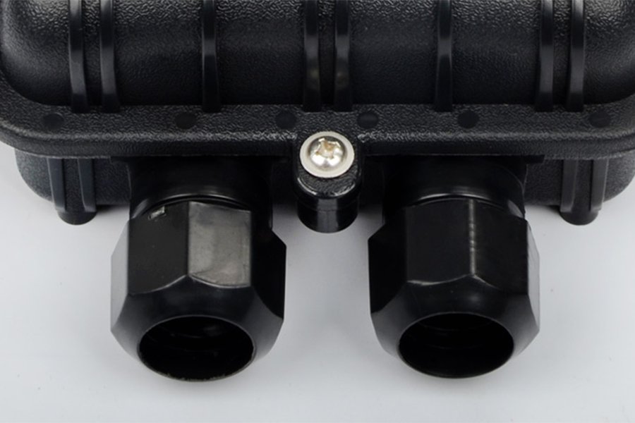 Cable connection box (one in and one out) — view 2