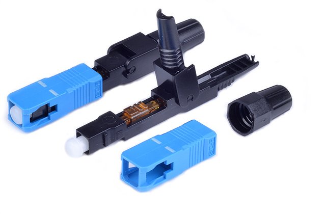 Embedded SC fiber quick connector