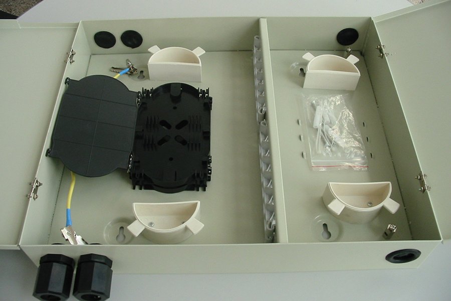 Fiber optic distribution box — view 3