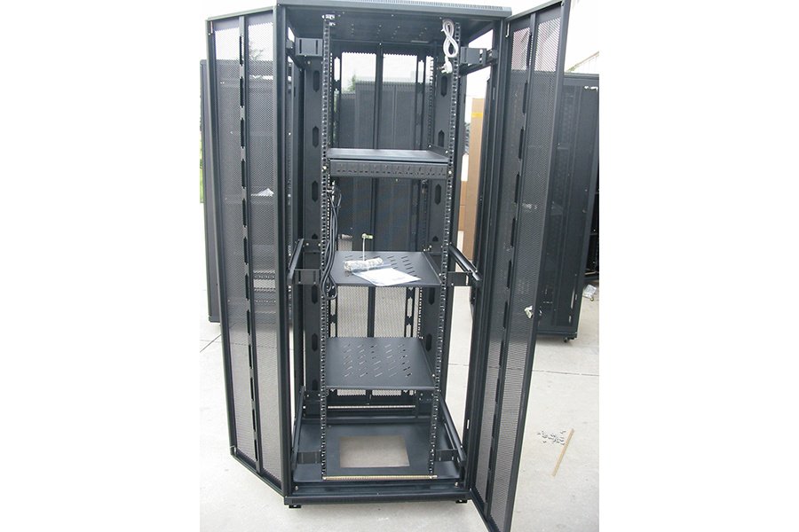 Network Cabinets — view 3