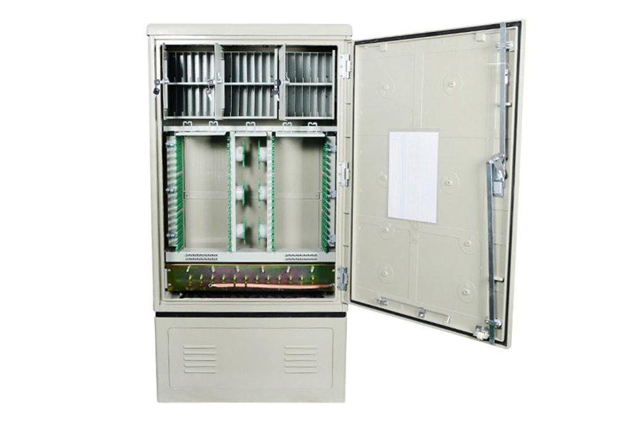 Optical fiber cross-connection cabinet