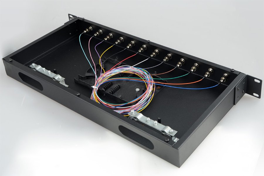 Rack cable terminal box — view 4