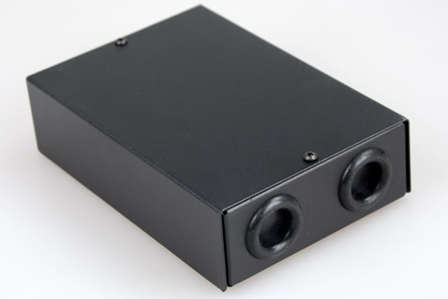 Wall-mounted cable terminal box — view 2